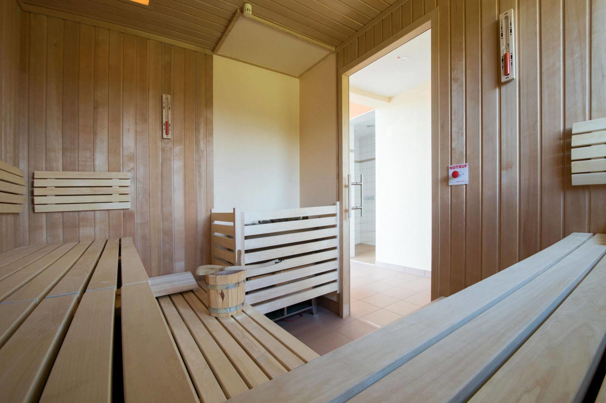 Jufa Hotel Im Brueckenkopfpark - Juelich 外观 照片